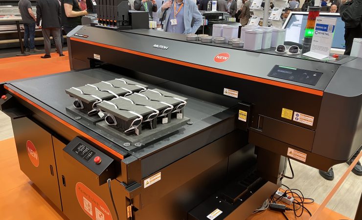 Mutoh previews new flatbed printer at Fespa - Digital Printer